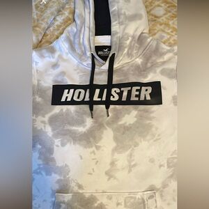 Hollister Hoodie